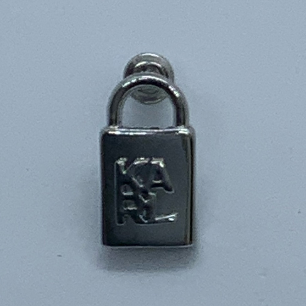 KARL LAGERGELD PARIS LOGO-EMBOSSED PADLOCK SUD EARRING